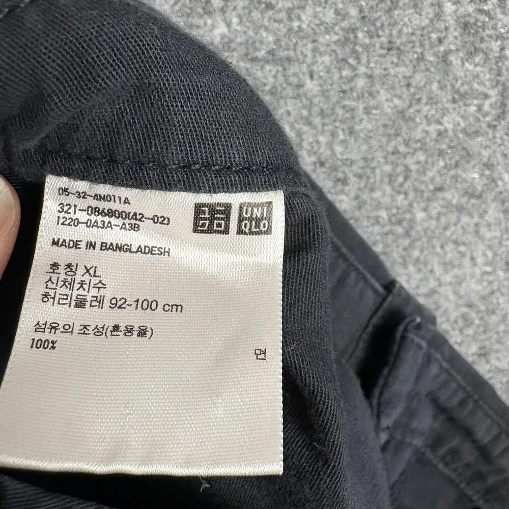 Uniqlo Shorts Mens Size 36  Black Chino Casual Preppy